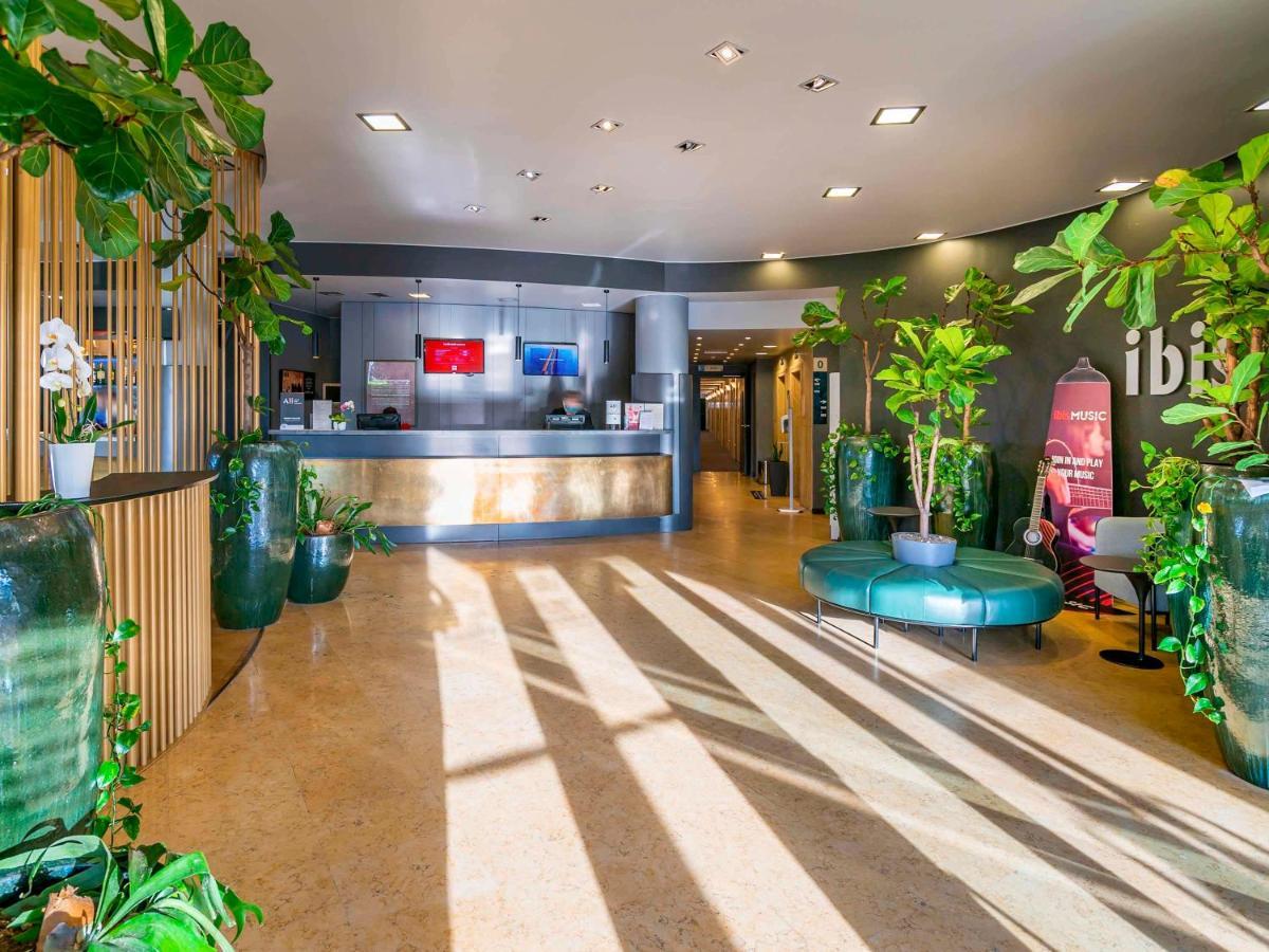Hotel Ibis Firenze Prato Est Campi Bisenzio Exterior photo